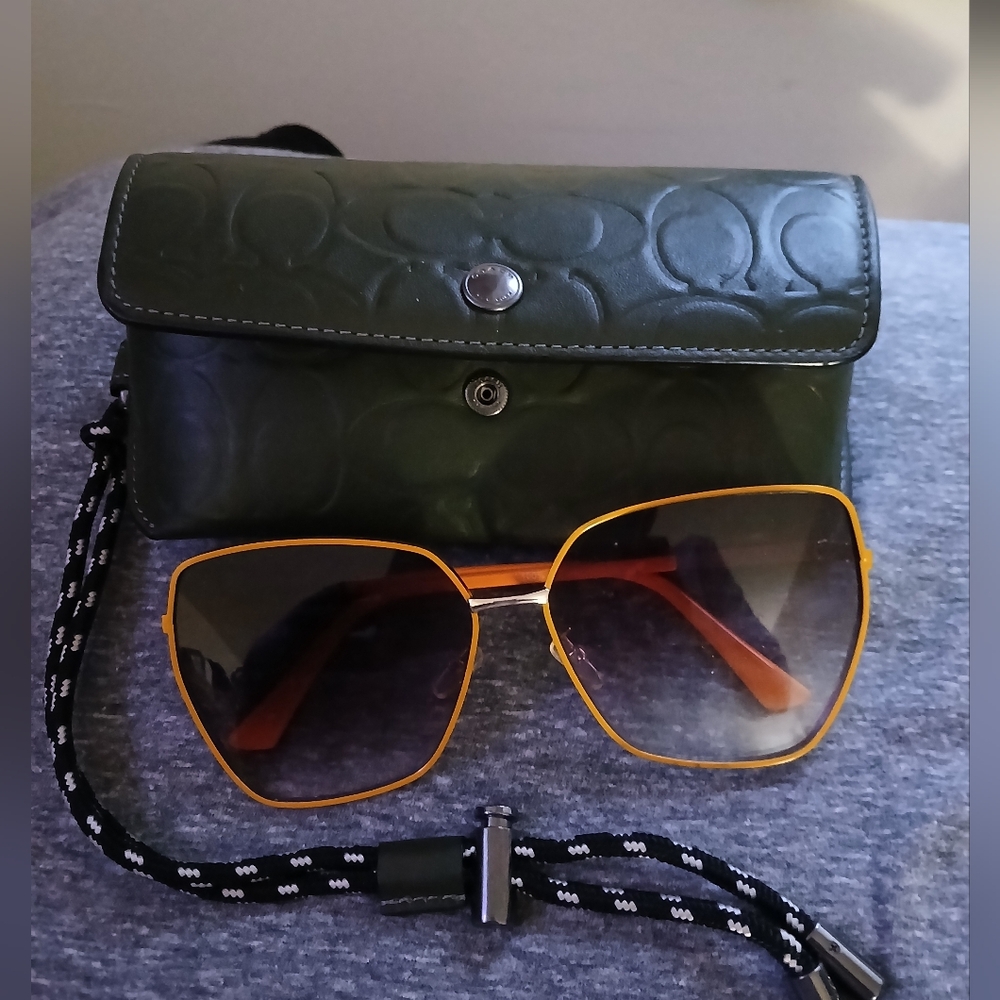 Coach Sunglass Case in Signature Calf/Smooth Leather C9989 - Dark Shamrock